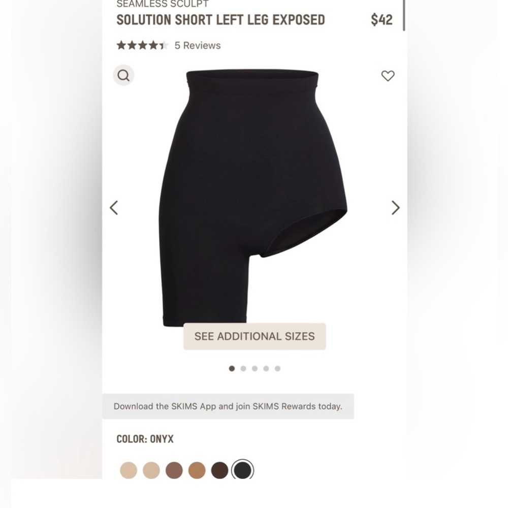 SKIMS Shapewear Shorts- SOLUTION SHORT LEFT LEG EXPOSED